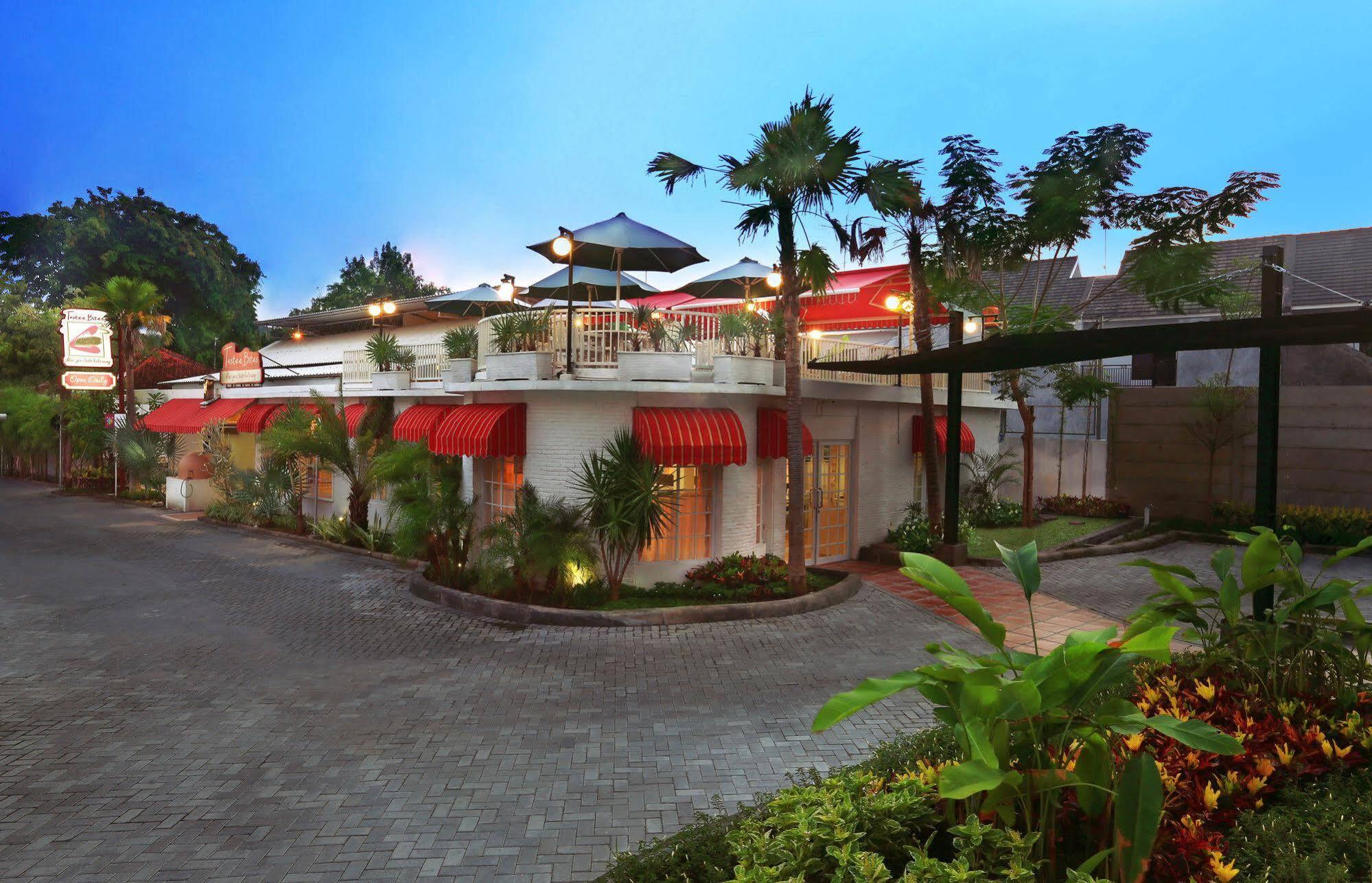 Favehotel Sudirman Bojonegoro Extérieur photo